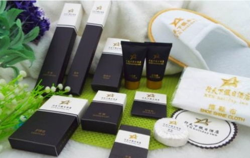 酒店住宿新風尚 自帶“六小件”，環保又安心